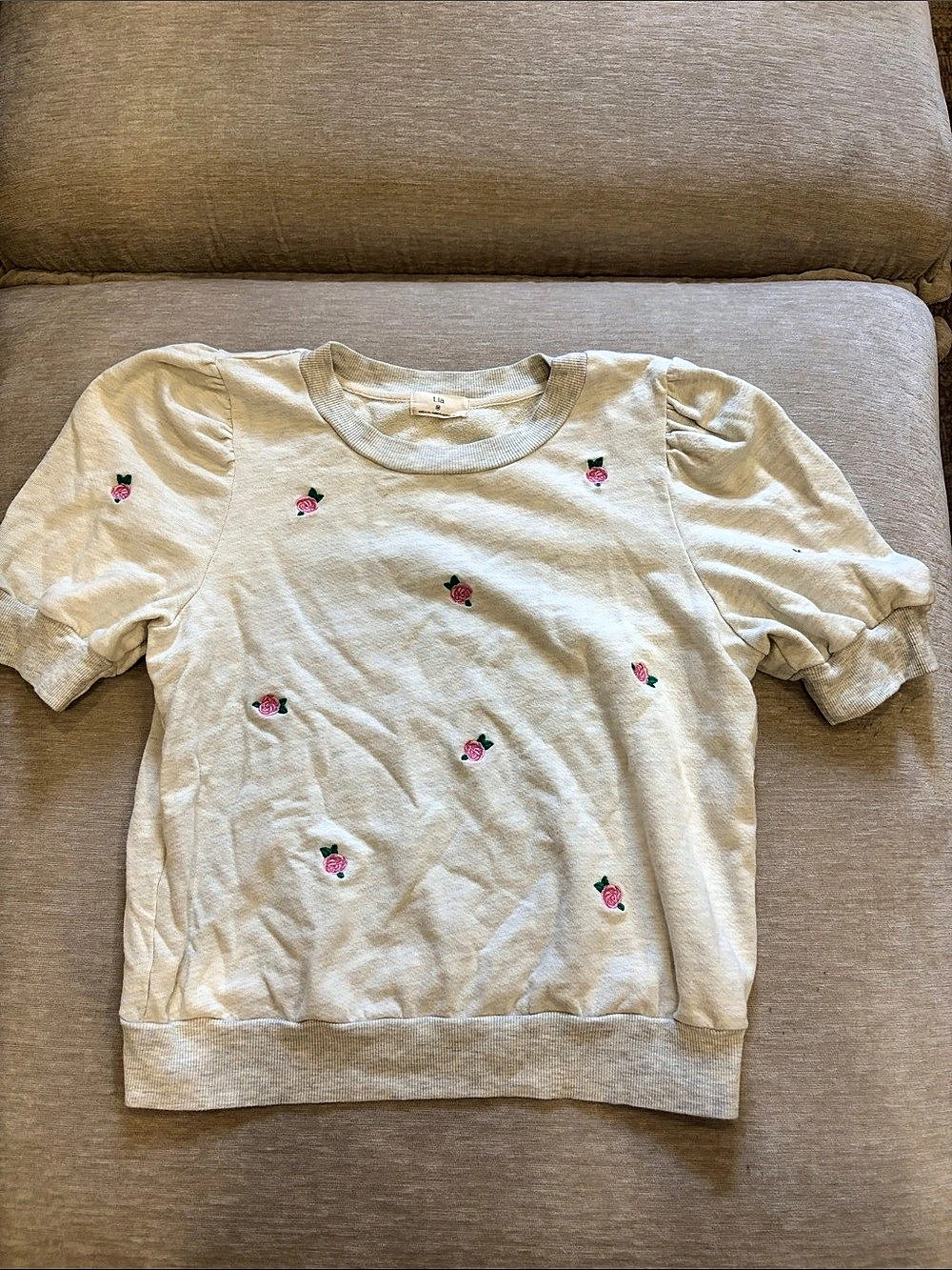 t.la Floral Sweatshirt , short sleeve